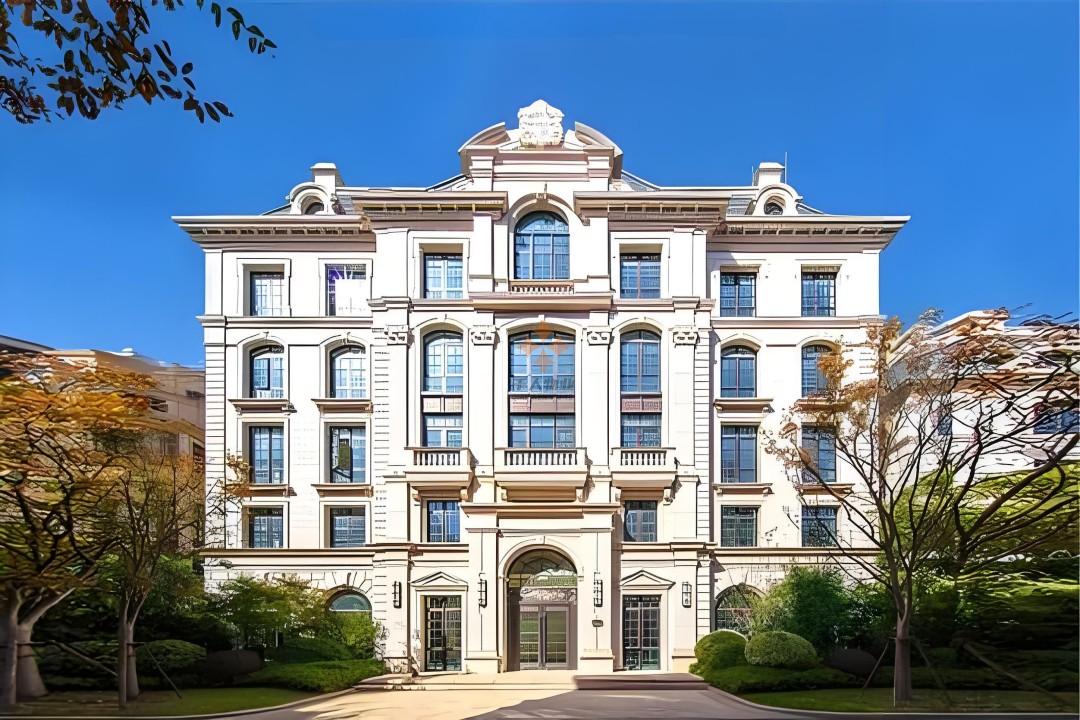 陸家嘴金融街區(qū)-星月開發(fā)，高端低密花園式獨(dú)棟園區(qū)